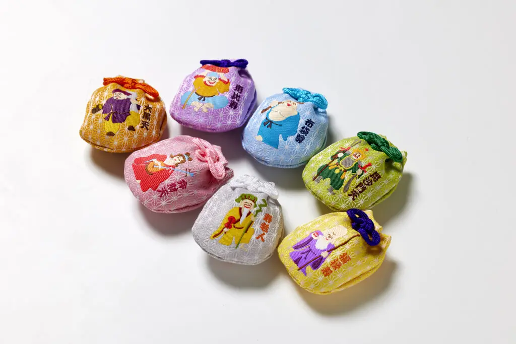 よつばと ひめくり 2006〜2015 初回限定生産+おまけ お守り入荷のお知らせ | ぎふ七福神めぐり